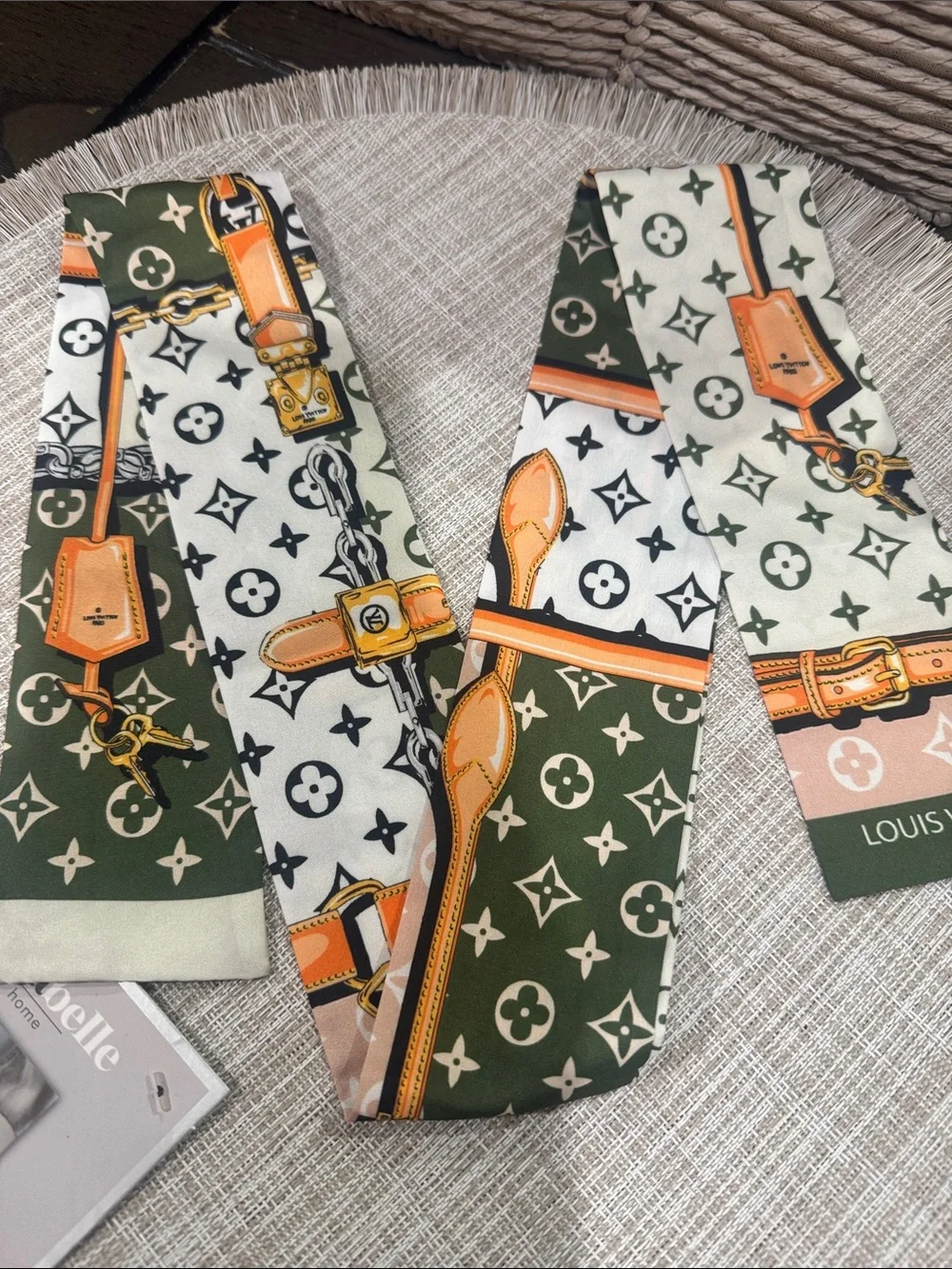 Scarf Tie - Green & Cream